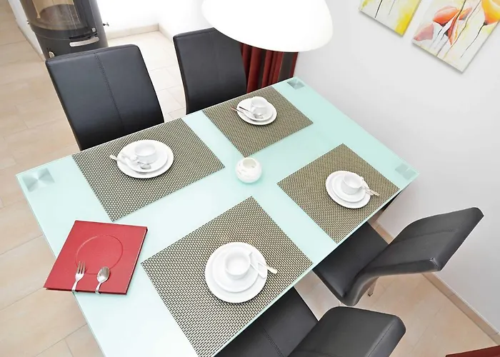 Rosa - Apt. 18 Villa Sellin (Rugen)